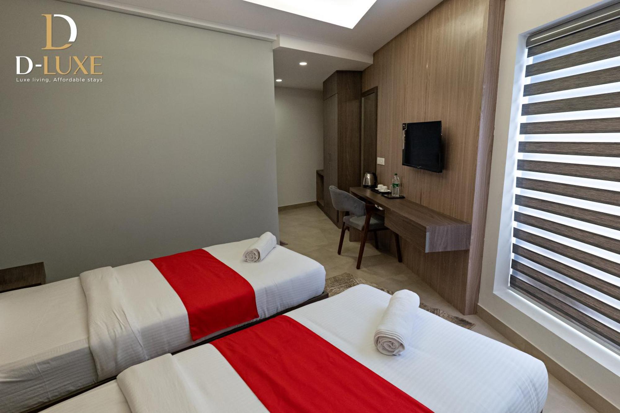 D-Luxe Hotel Kochi Exterior photo